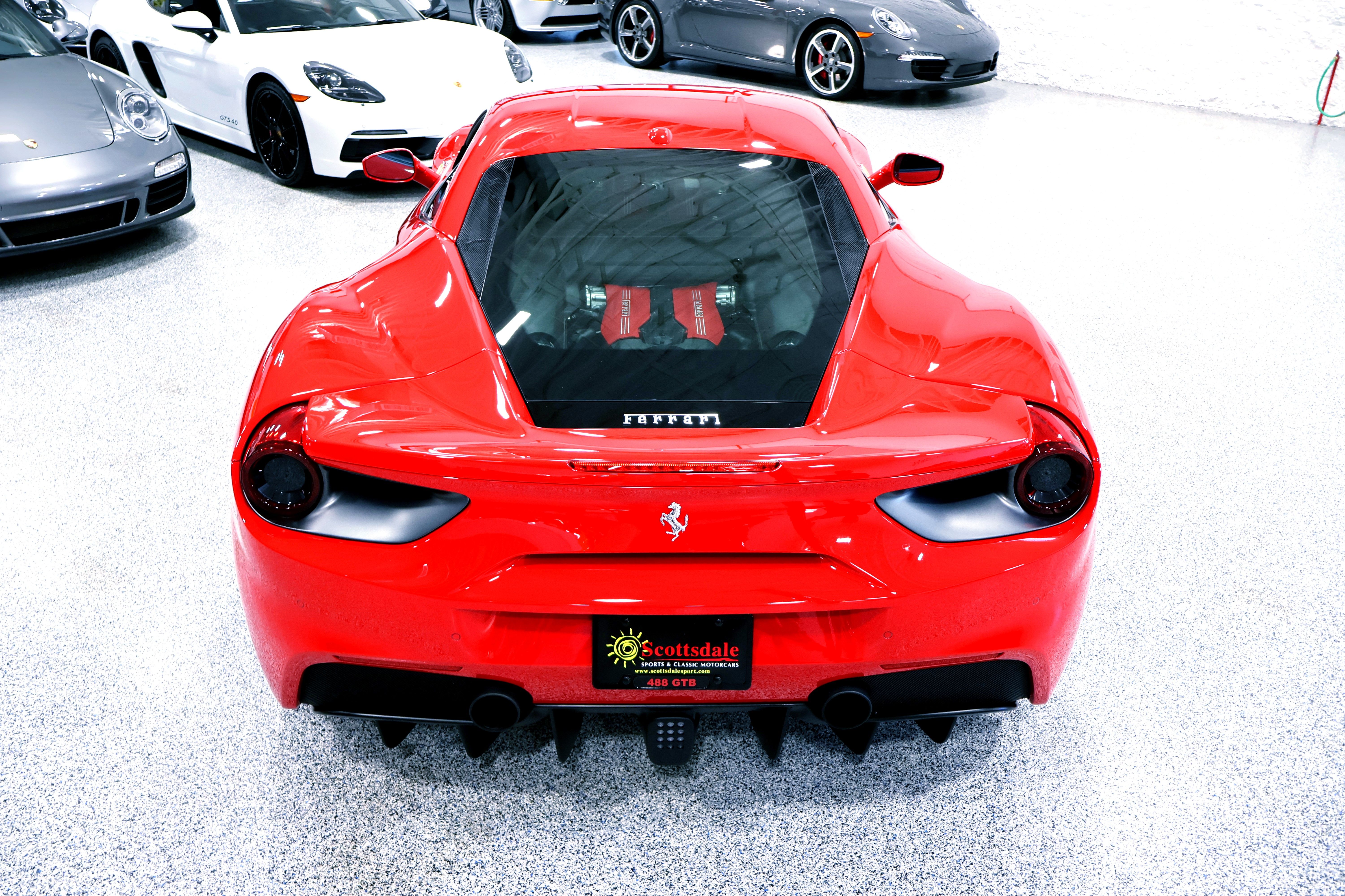 Used 2018 Ferrari 488 GTB RWD image 14