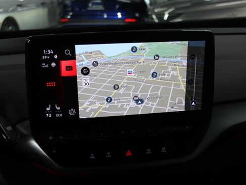 Used 2022 Volkswagen ID.4 Pro S image 25