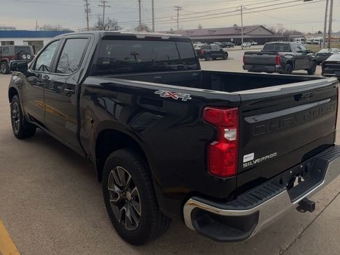 Used 2023 Chevrolet Silverado 1500 LT image 6