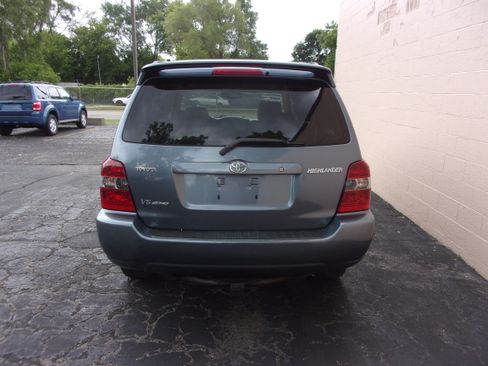Used 2006 Toyota Highlander 4WD Limited V6 w/ 3rd Row image 5