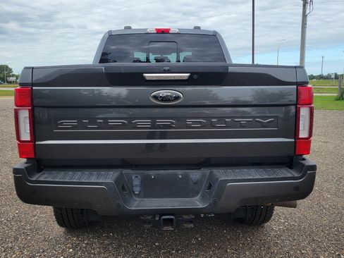 Used 2020 Ford F250 Lariat image 4