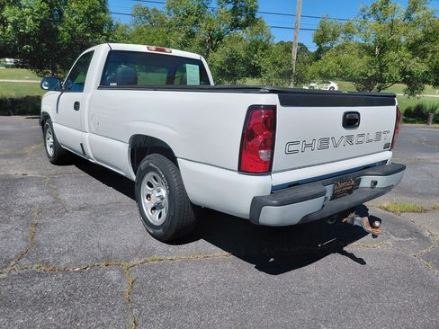 Used 2006 Chevrolet Silverado 1500 2WD Regular Cab image 5