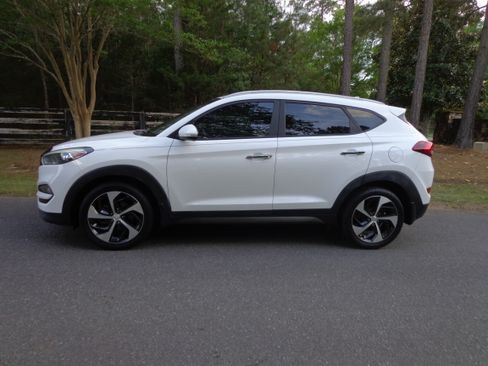 Used 2016 Hyundai Tucson 2WD Limited image 2