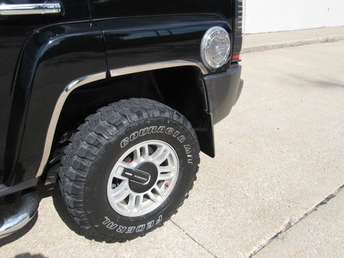 Used 2007 HUMMER H3 Luxury w/ APPEARANCE PACKAGE AWD/4WD image 5