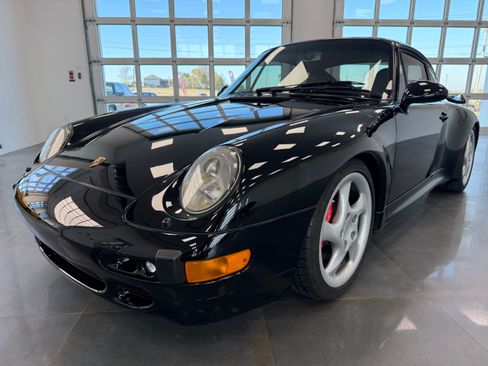 Used 1996 Porsche 911 Turbo image 11