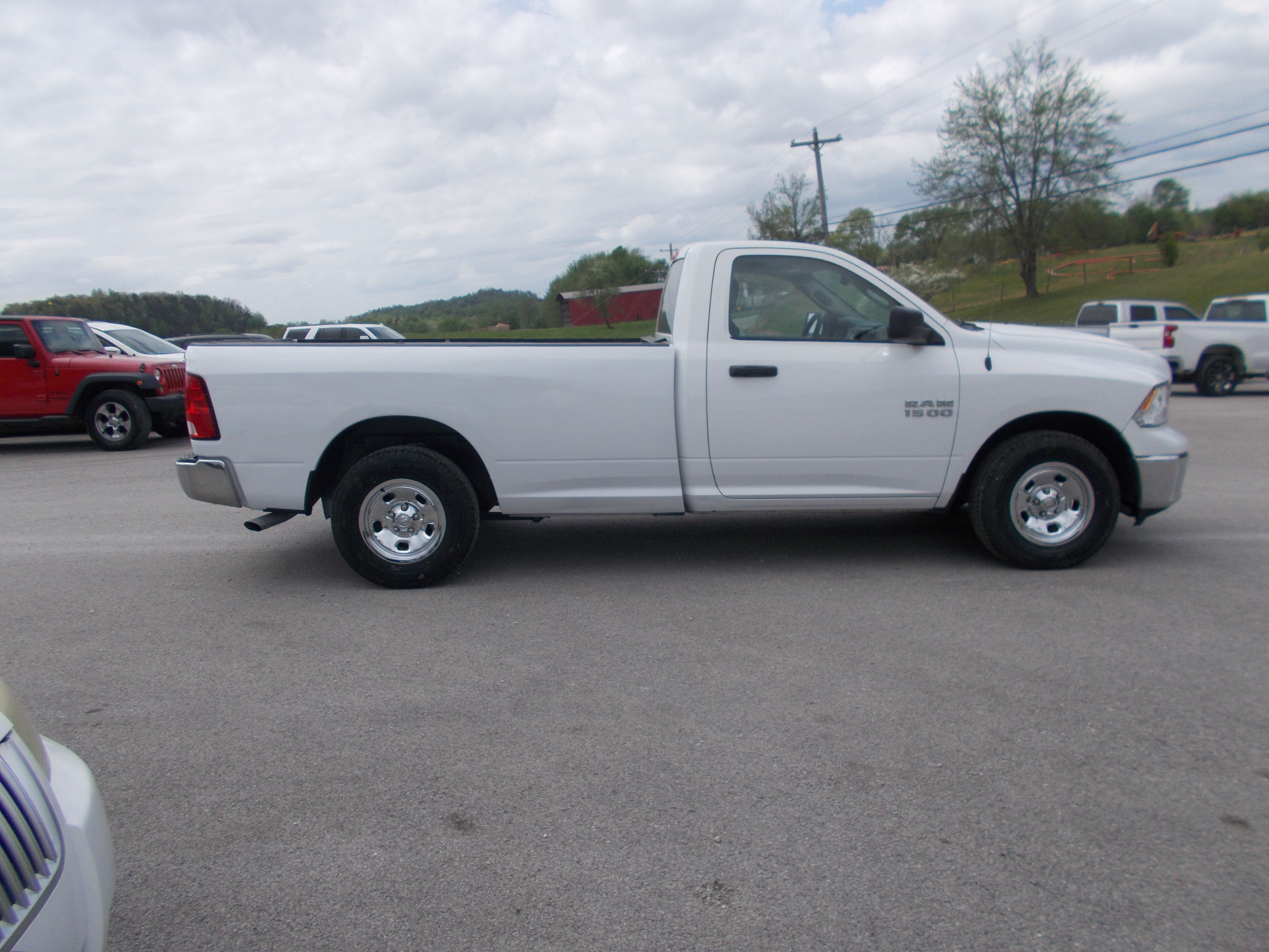 Used 2020 RAM 1500 Classic Tradesman RWD image 4