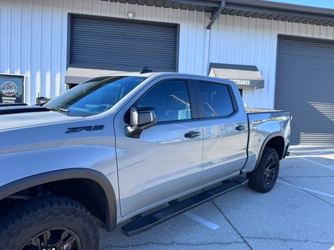 Used 2024 Chevrolet Silverado 1500 ZR2 image 17