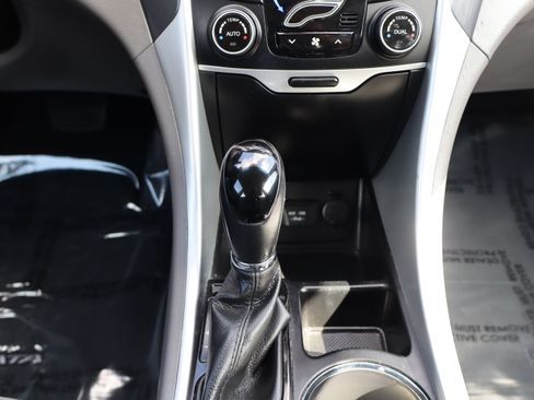 Used 2014 Hyundai Sonata Limited image 18