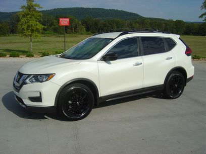 Used 2017 Nissan Rogue SV