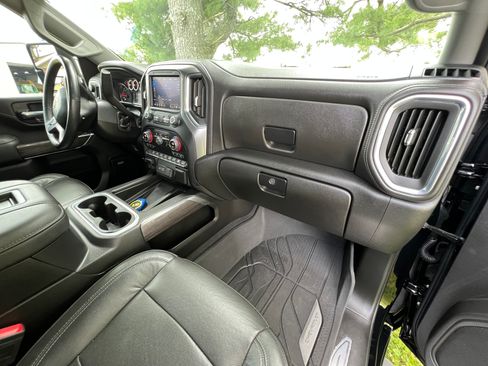 Used 2022 Chevrolet Silverado 3500 LTZ image 76