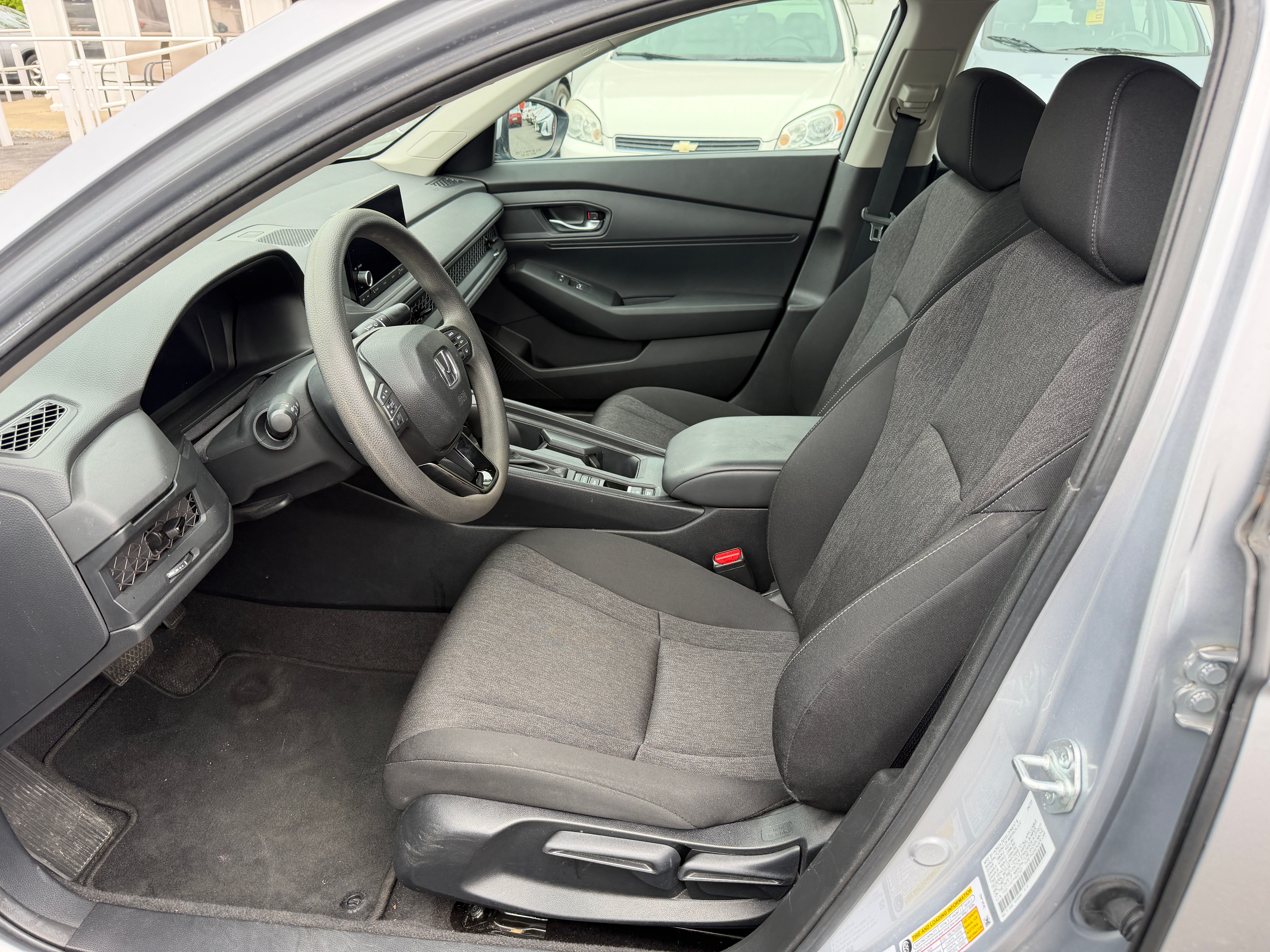 Used 2023 Honda Accord LX image 4