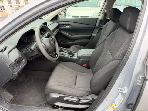 Used 2023 Honda Accord LX image 4