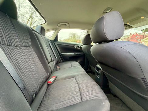Used 2016 Nissan Sentra SV image 19