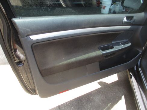 Used 2008 Volkswagen GTI 2-Door FWD image 15
