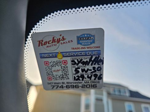 Used 2015 Nissan Frontier SV image 32