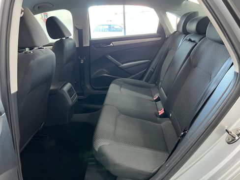 Used 2013 Volkswagen Passat 2.5 S image 15