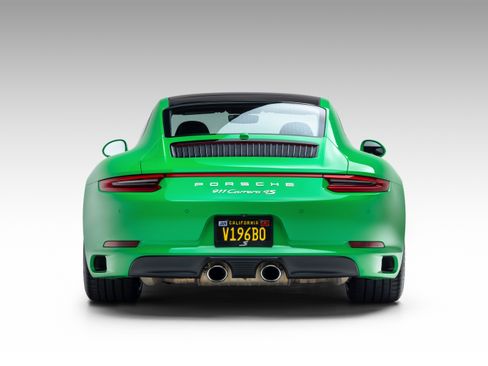 Used 2017 Porsche 911 Carrera 4S image 2