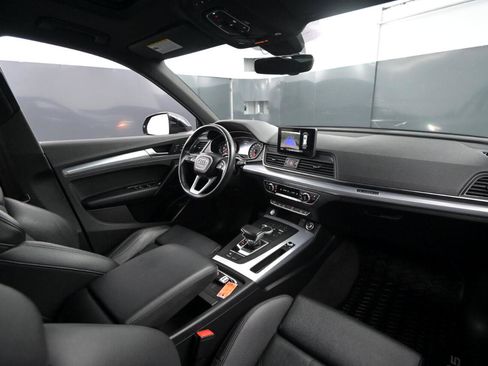 Used 2020 Audi Q5 2.0T Premium image 38