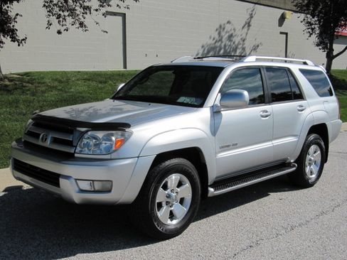 Used 2003 Toyota 4Runner Limited image 9