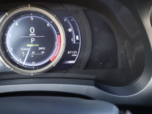 Used 2017 Lexus IS 300 F Sport image 24