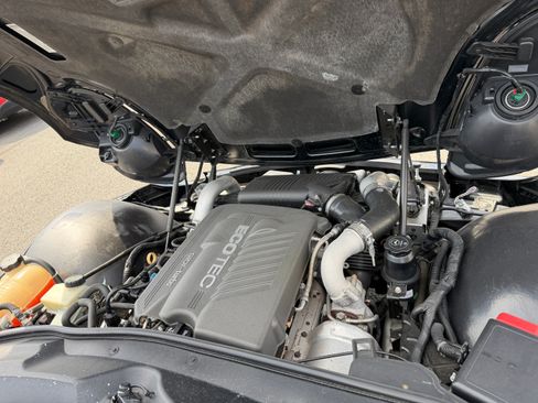 Used 2008 Pontiac Solstice GXP image 23