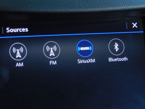 Used 2020 Chevrolet Trax FWD LT w/ 1LT image 24