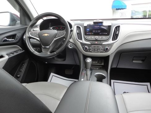 Used 2020 Chevrolet Equinox AWD Premier w/ 1LZ image 25