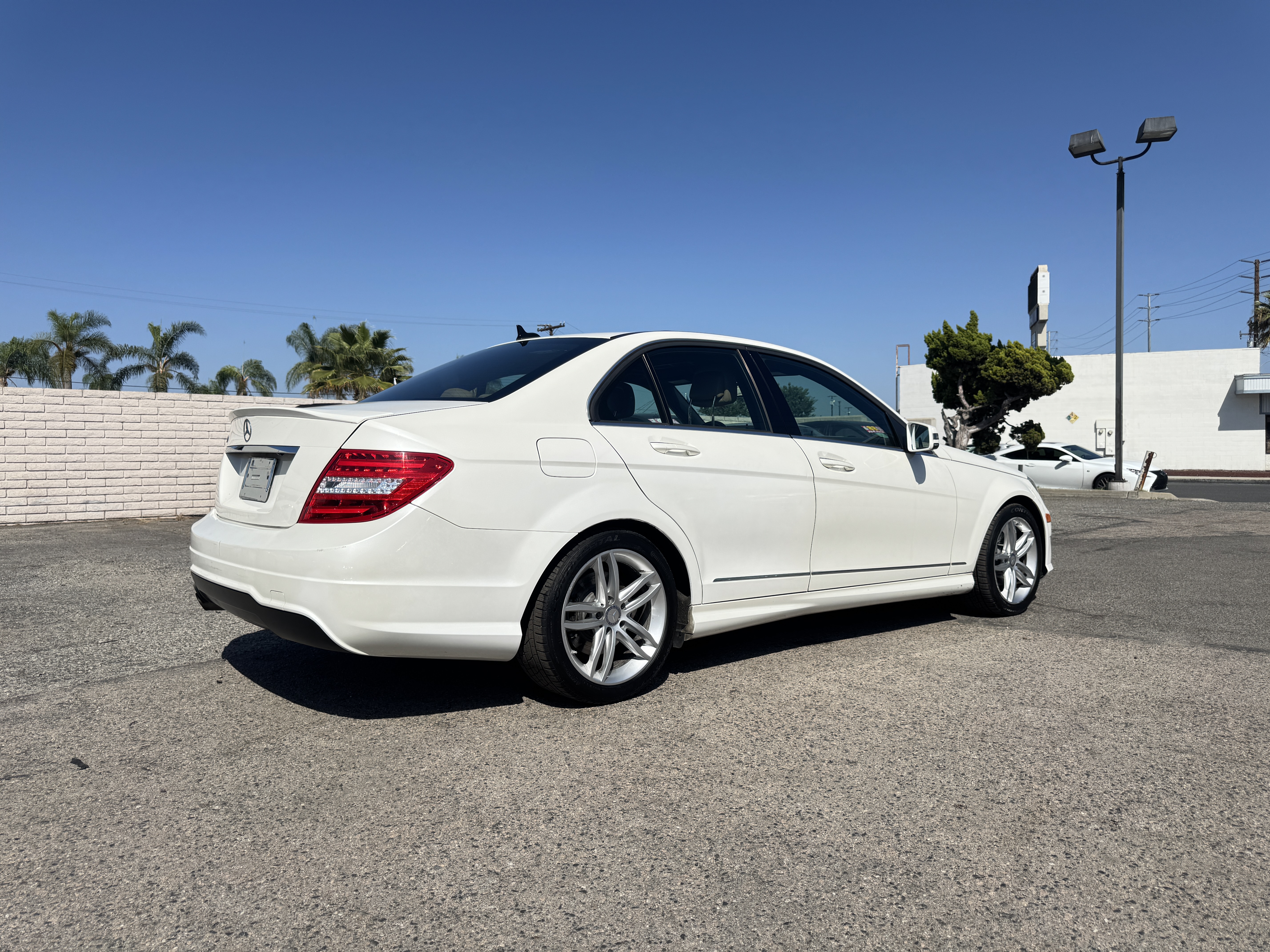 Used 2013 Mercedes-Benz C 250 Sedan image 10