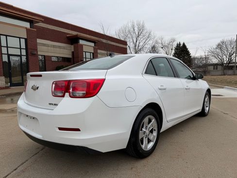 Used 2013 Chevrolet Malibu LS image 3