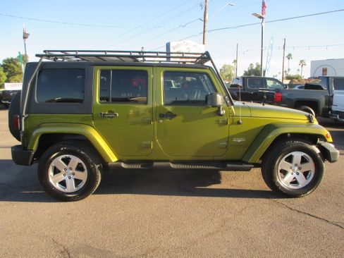 Used 2008 Jeep Wrangler Unlimited Sahara image 1