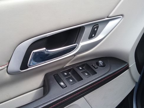 Used 2014 GMC Terrain SLE image 24