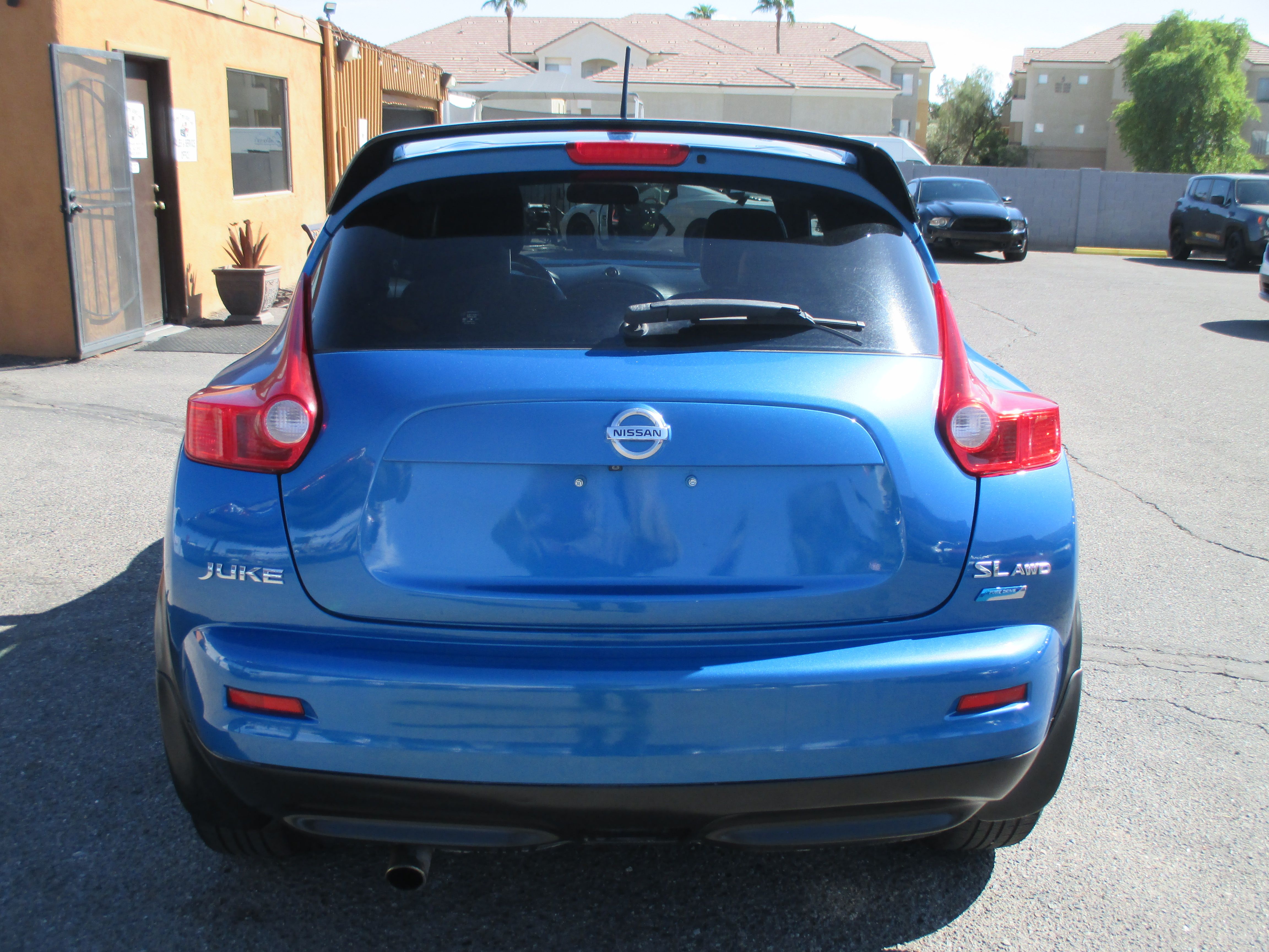 Used 2012 Nissan Juke AWD image 6
