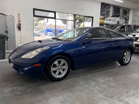 Used 2000 Toyota Celica GT FWD image 10
