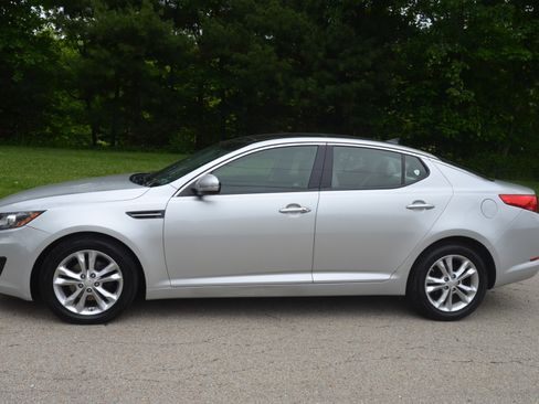 Used 2013 Kia Optima EX FWD image 1