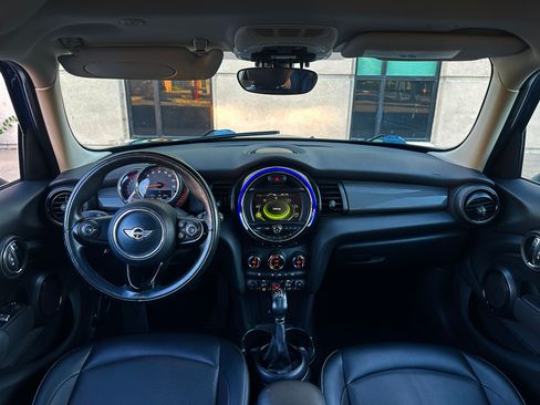 Used 2017 MINI Cooper 4-Door Hardtop FWD image 26