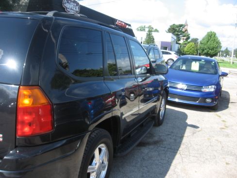 Used 2008 GMC Envoy 4WD image 4