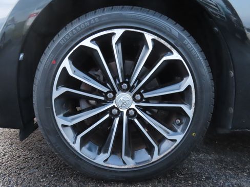 Used 2016 Toyota Corolla S Plus Sedan 4D FWD image 9