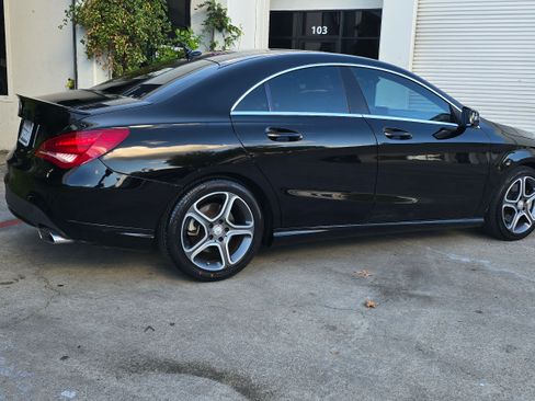 Used 2014 Mercedes-Benz CLA 250 image 7