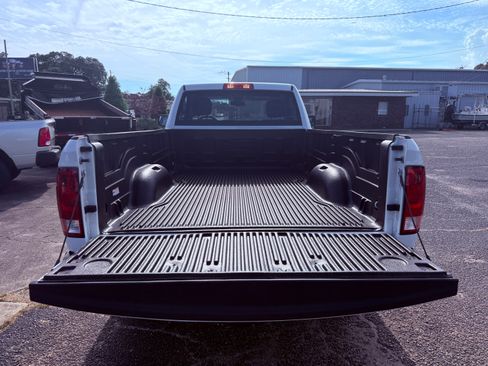 Used 2020 RAM 1500 Regular Cab Classic Tradesman RWD image 5