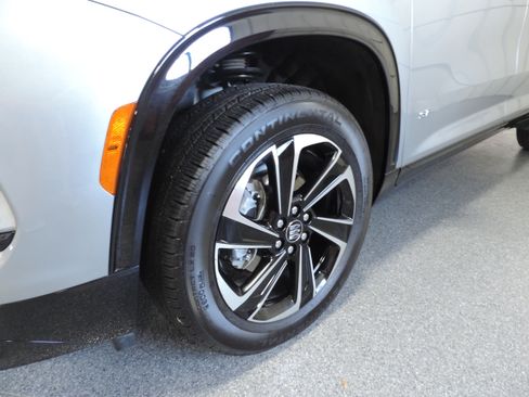 Used 2026 Buick Enclave AWD Sport Touring image 15