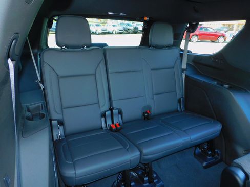 Used 2025 GMC Yukon Denali image 23