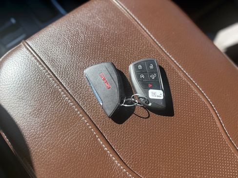 Used 2023 GMC Sierra 1500 Denali image 24