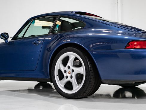 Used 1998 Porsche 911 Carrera S image 29