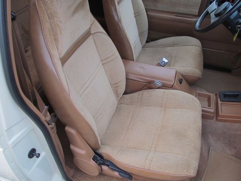 Used 1989 Chevrolet S10 Blazer image 15