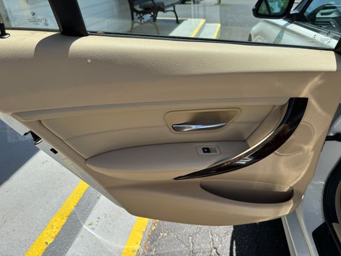 Used 2015 BMW 328i xDrive Sedan AWD/4WD image 13