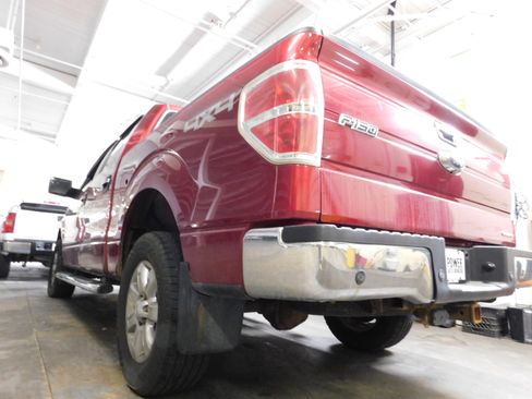 Used 2014 Ford F150 XLT image 2