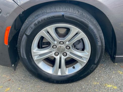 Used 2015 Dodge Charger SE image 33