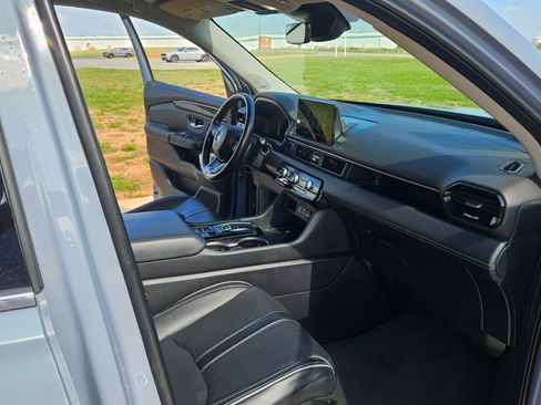 Used 2023 Honda Pilot Elite image 19