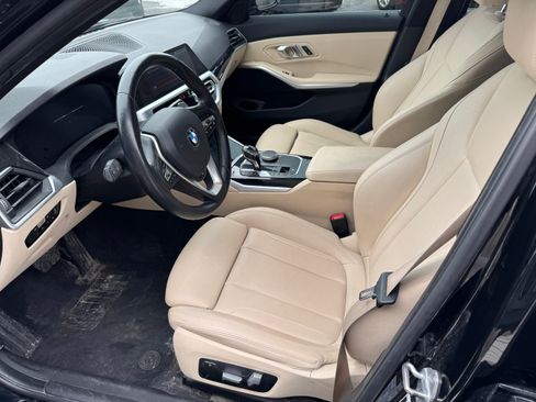 Used 2019 BMW 330i xDrive image 9