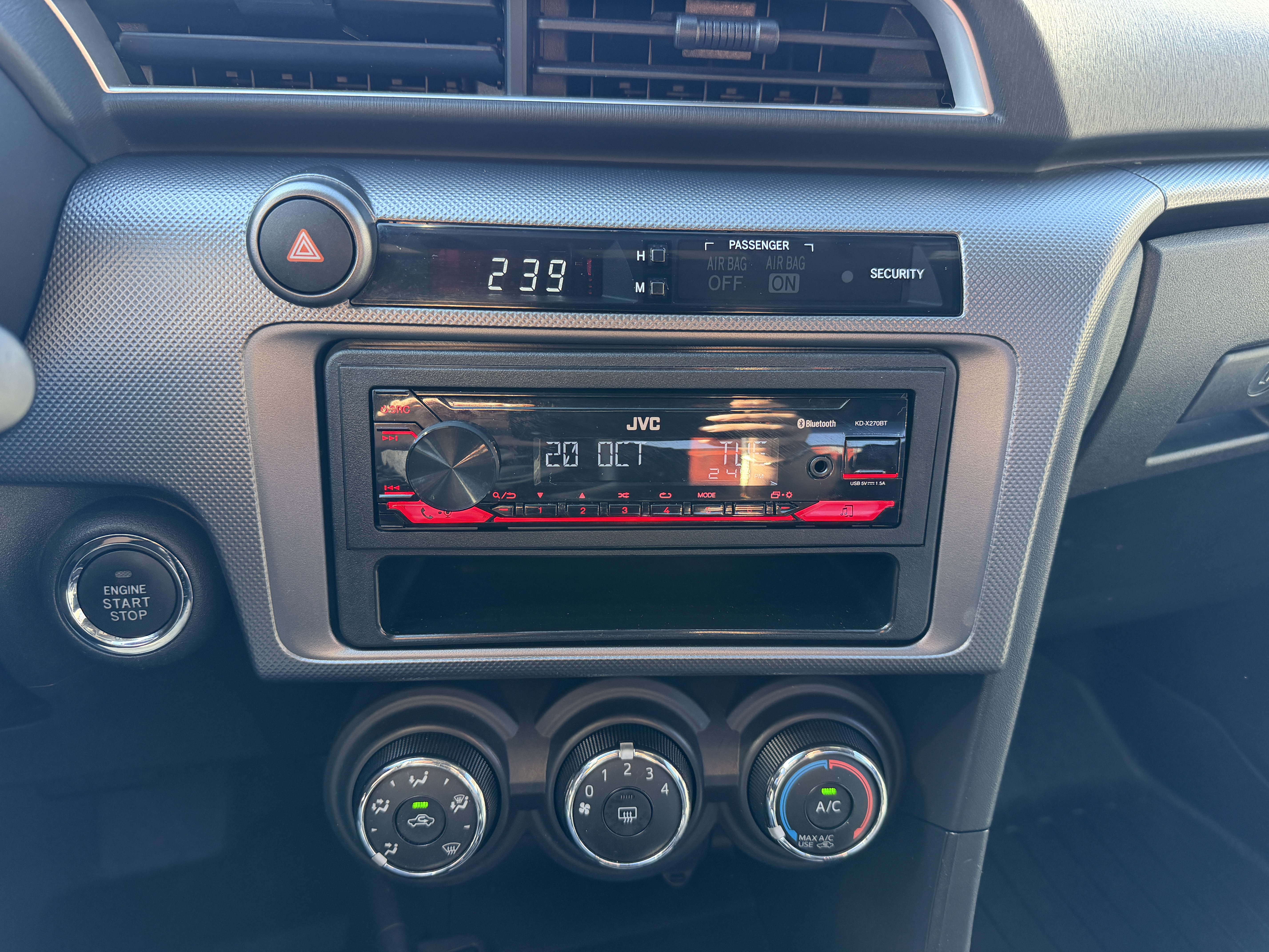 Used 2016 Scion tC UNAVAIL FWD image 7